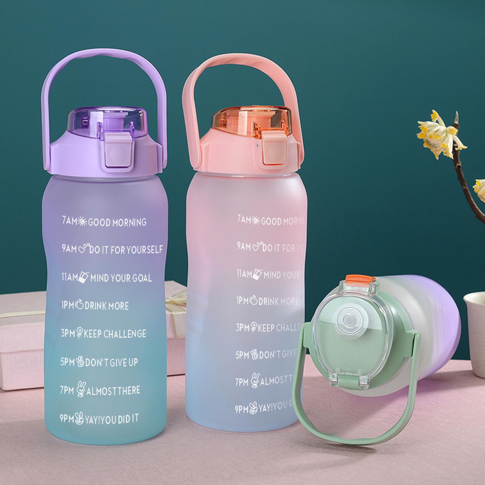 Chai Nước 2L Có Tay Cầm Rơm Rạ