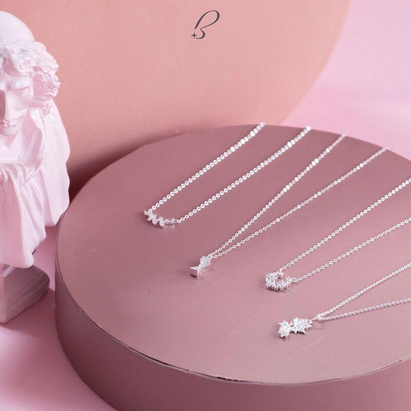 Vòng cổ Bling It nơ bạc đính đá BIVC240