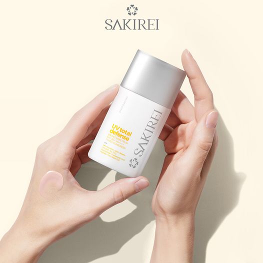 Combo Serum chống nắng vật lí SPF 50+ PA++++ & Kem tế bào gốc NMN phục hồi da Sakirei NMN Revitalize từ Nhật Bản