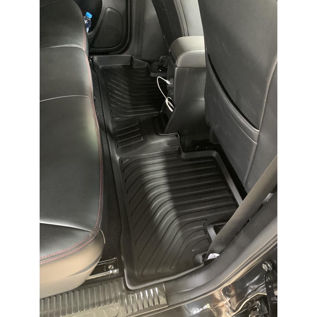 Thảm lót sàn xe ô tô Suzuki Ertiga 2018-2022 Nhãn hiệu Macsim chất liệu nhựa TPE cao cấp màu đen