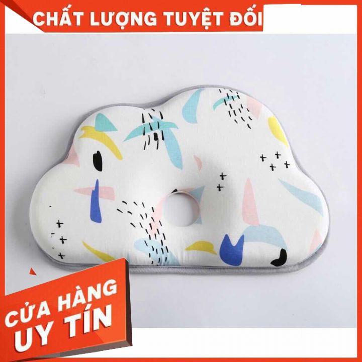 Gối chống bẹp chống lõm chất liệu cao su non cao cấp hình đám mây dễ thương (ngẫu nhiên )