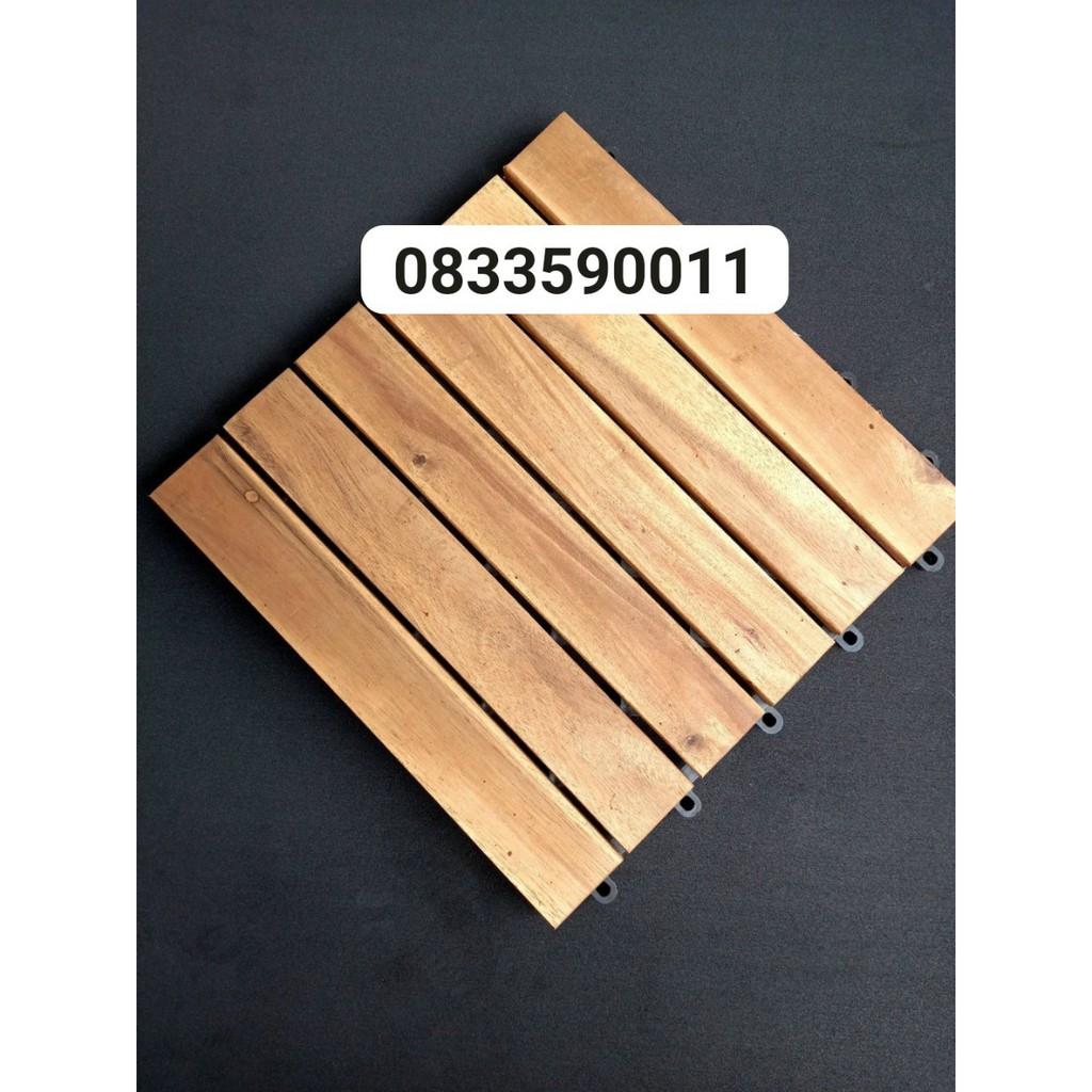 Sàn Gỗ Ban Công Sân Vườn.Nhận thi công