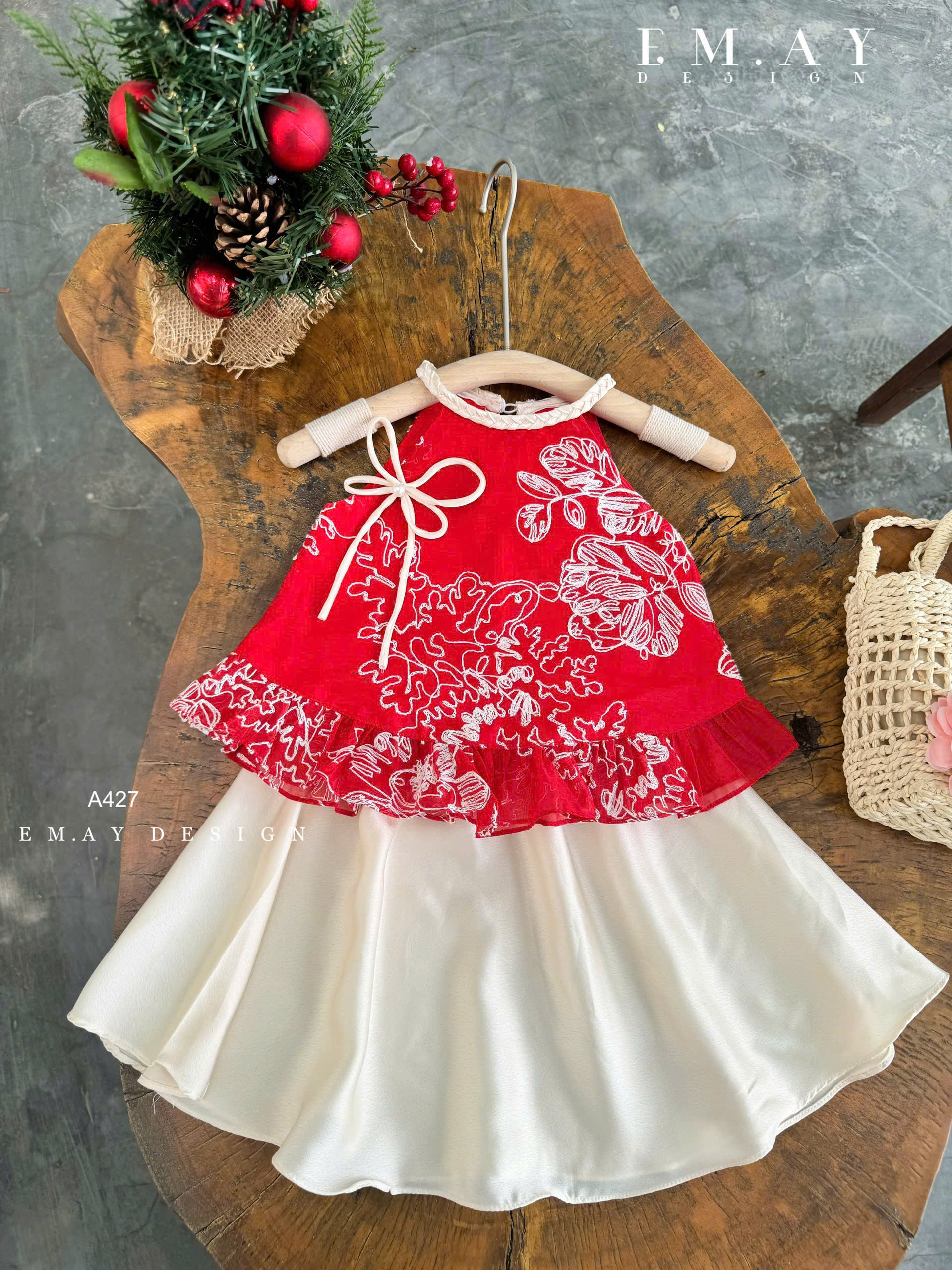 Set áo yếm cô Tấm cho bé gái đi chơi lễ tết noel giáng sinh năm mới biểu diễn đẹp chất lụa mát