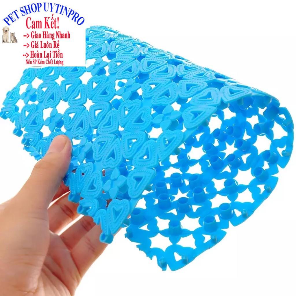 MIẾNG LÓT CHUỒNG CHO THÚ CƯNG CHÓ MÈO In hình trái tim Chất liệu nhựa Kích thước 20cm x 30cm