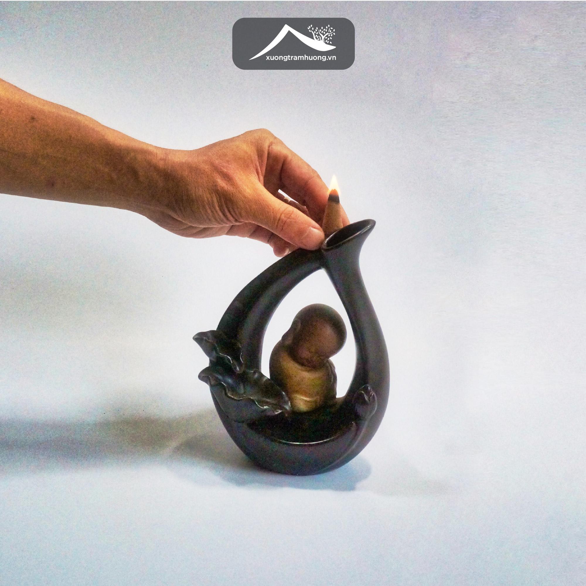 Nụ Trầm Hương Khói Ngược Sạch Xưởng Trầm Hương Thơm Dịu Thơm Vừa Thơm Đậm Hộp 40 viên