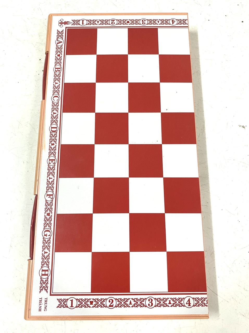 Bộ Bàn Cờ Vua Nhựa Loại Lớn 44x42cm Trò Chơi Trí Tuệ Cho Bé