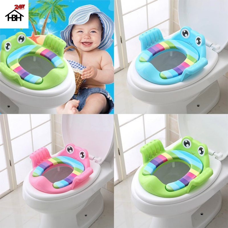 Bệt lót bồn cầu có tay vịn hình chú ếch, thu nhỏ bồn cầu cho bé ngồi vệ sinh ( Giao mầu ngẫu nhiên )
