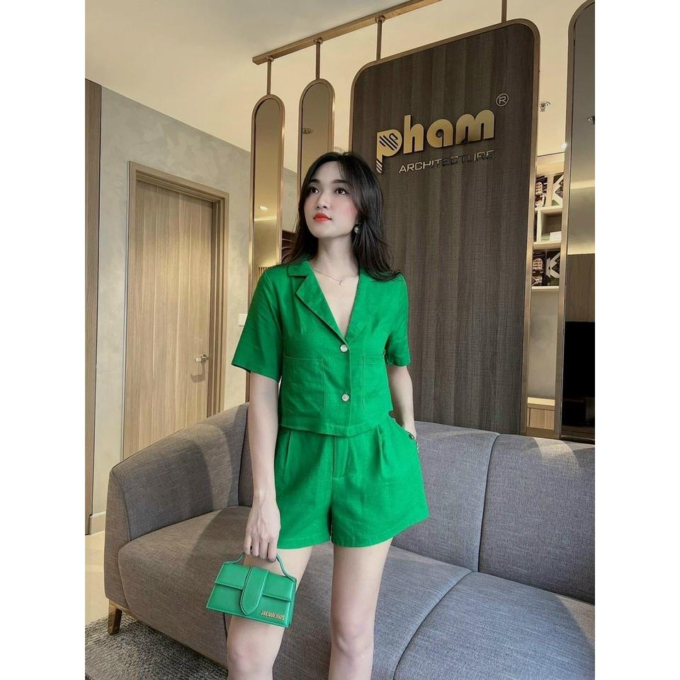 Sét bộ tuyết mưa áo vest croptop phối quần đùi ống rộng màu sắc xinh xắn dạo phố, đi biển