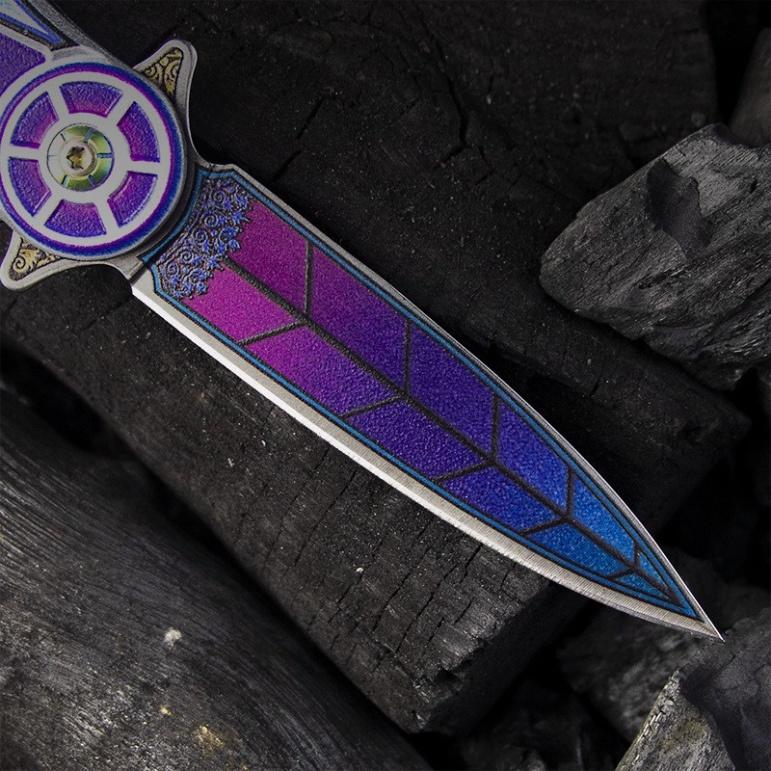 Dao phượt mini tích hợp con quay spinner