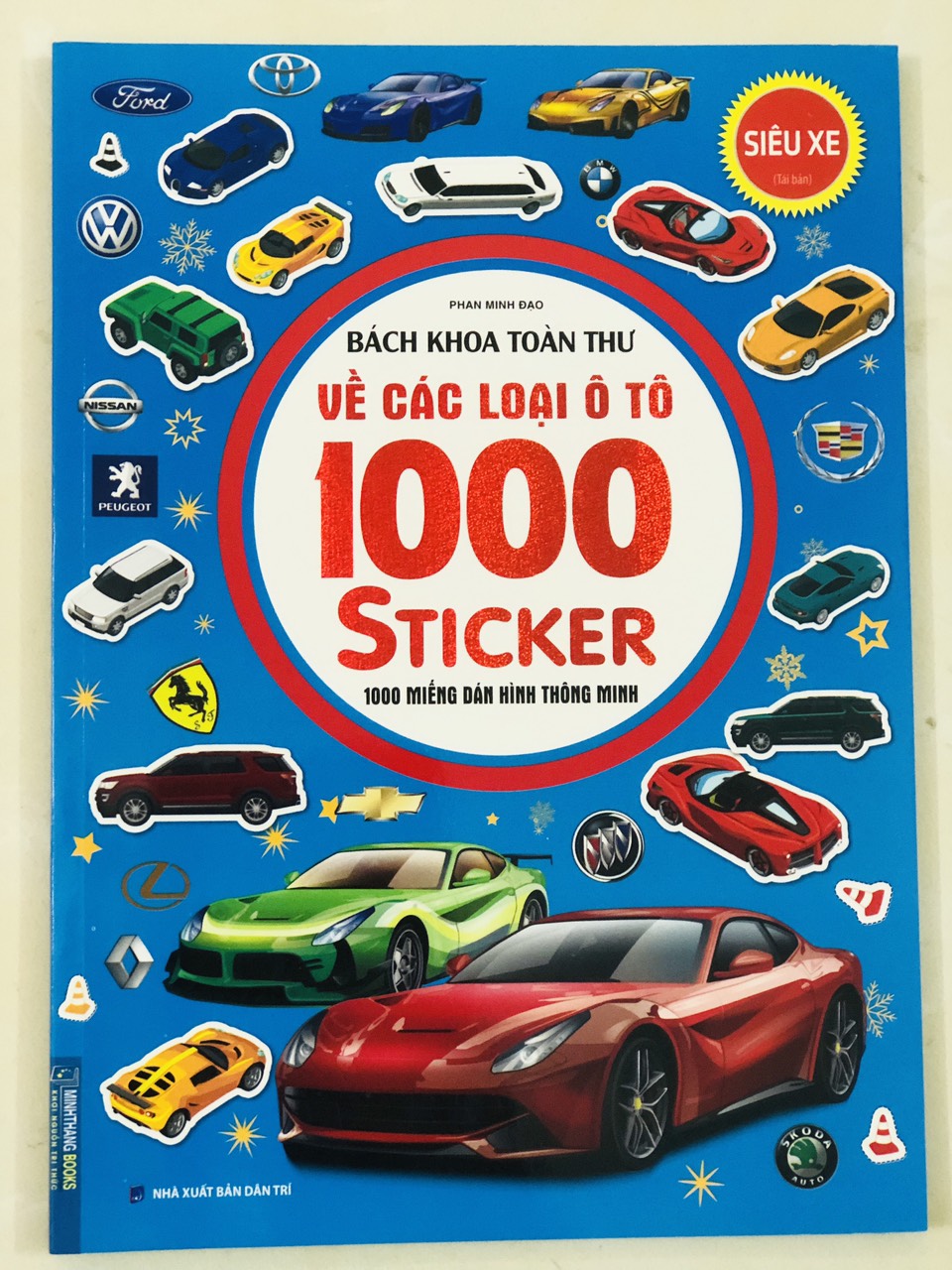 Sách - Bách khoa toàn thư về các loại ô tô - 1000 miếng dán hình thông minh - Siêu xe