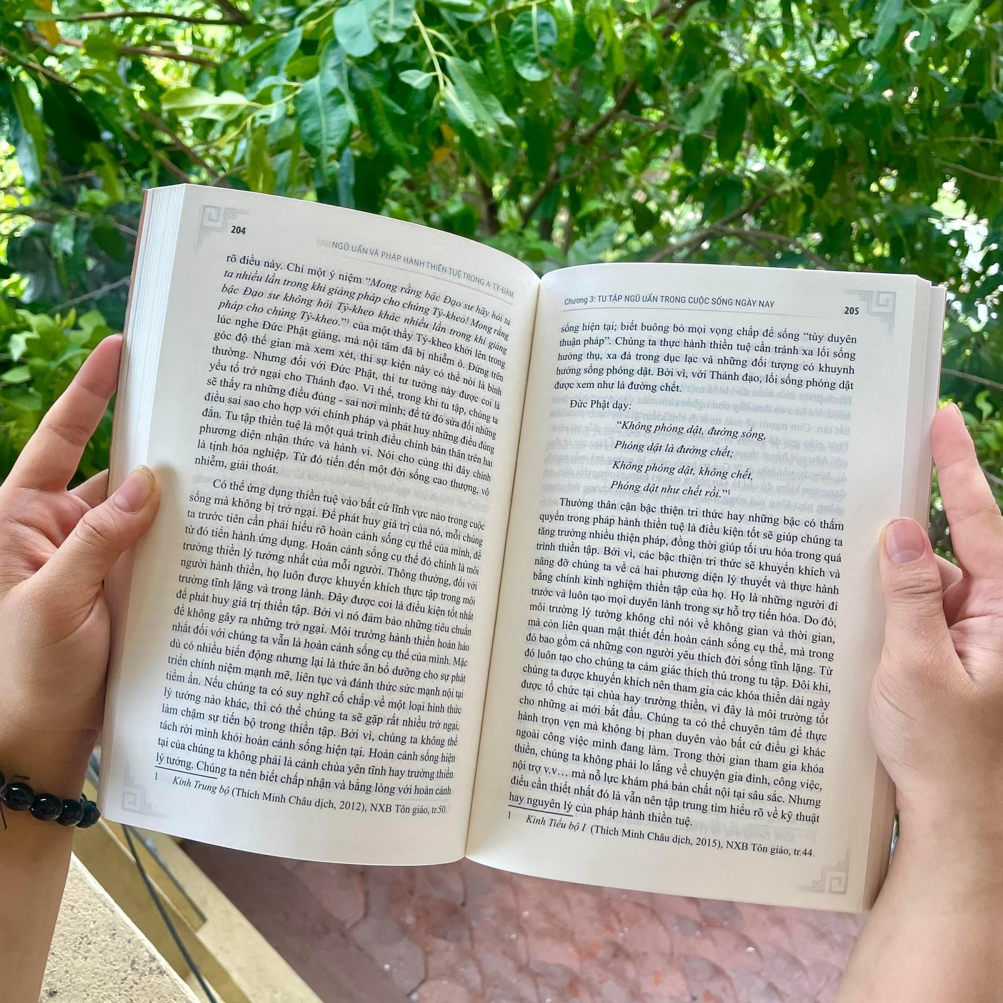 Sách - Ngũ uẩn và pháp hành thiền tuệ trong A tỳ đàm