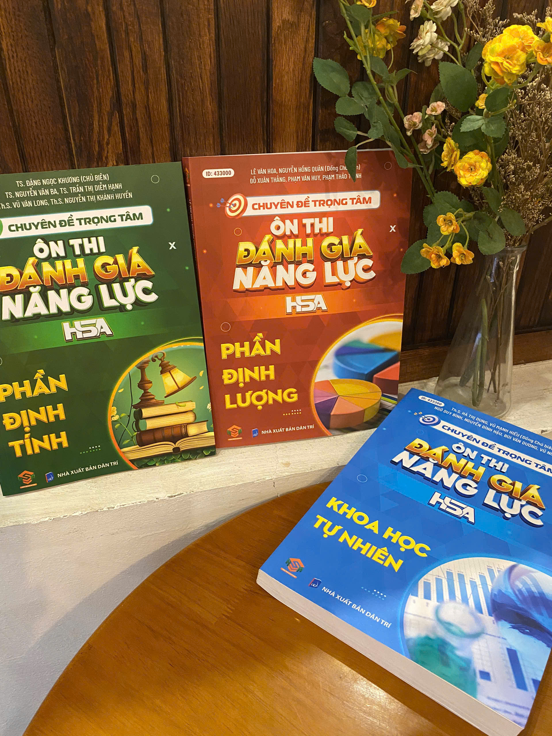 [HSA 2025] Combo 3 Sách ôn thi đánh giá năng lực Hà Nội (Định tính + Định Lượng + Khoa Học Tự Nhiên)