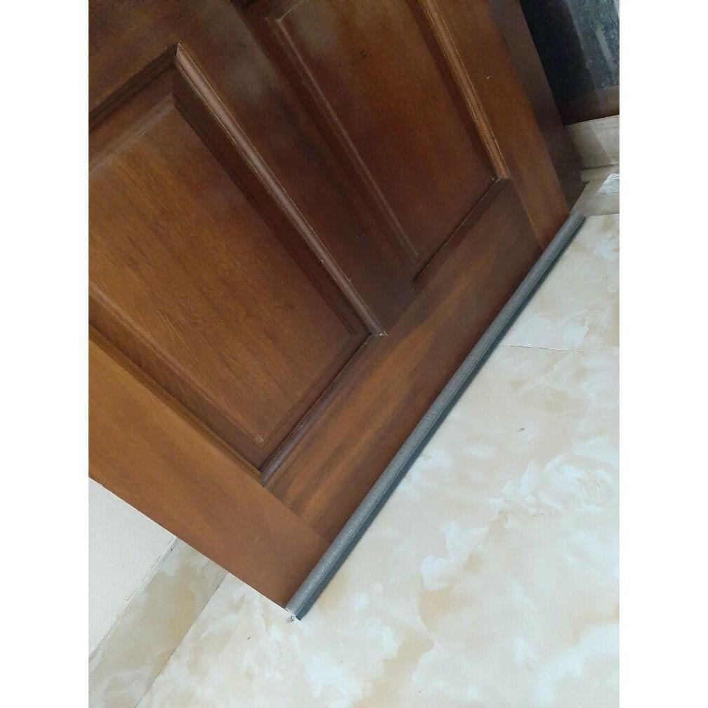 Nẹp Mút Xốp 95cm Chặn Đáy Khe Cửa,Gió Mùa,Cách Nhiệt,Cách Âm,Ngăn Côn Trùng,Chống Kẹt Tay Chân Bé