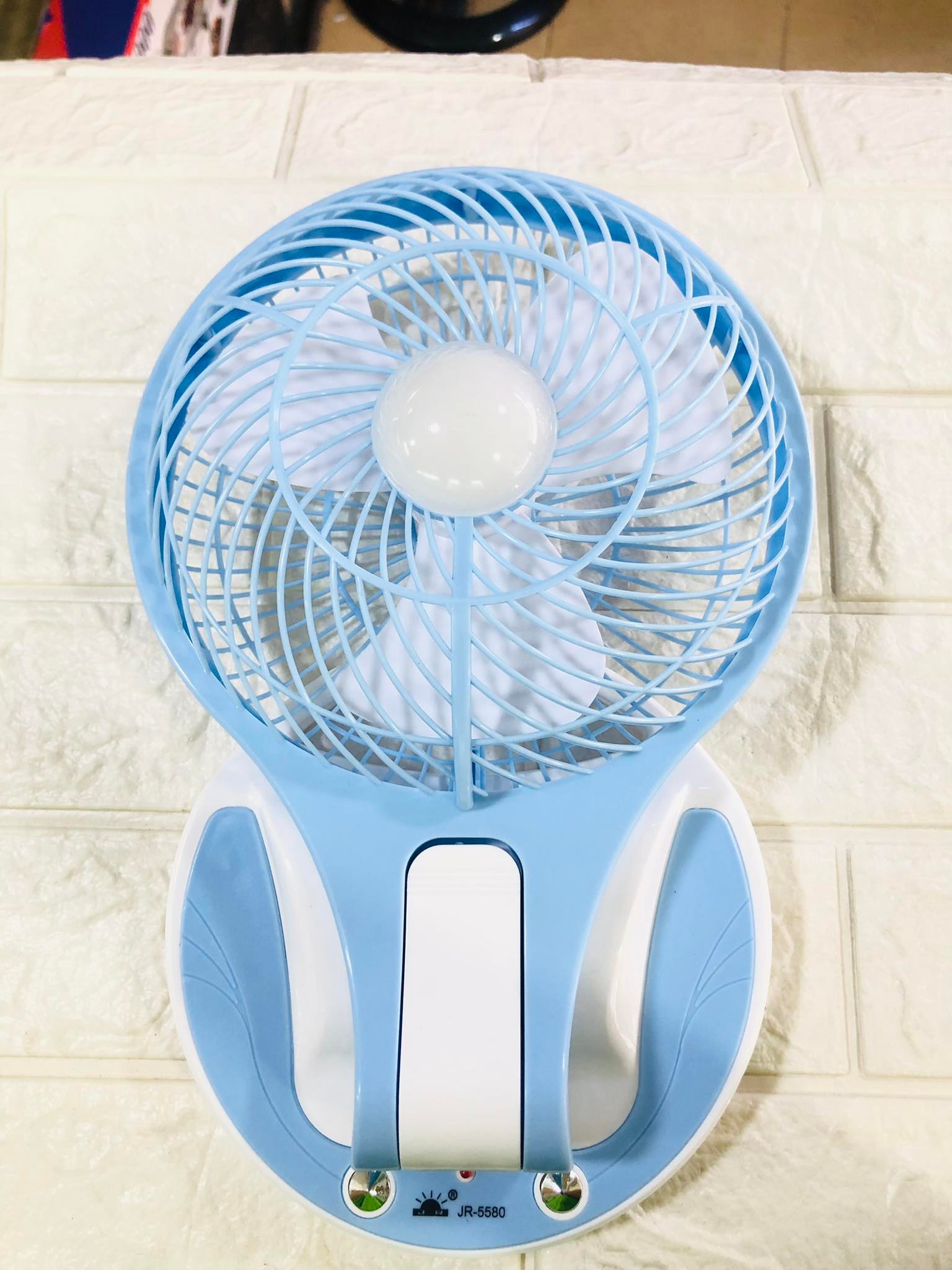 QUẠT SẠC TÍCH ĐIỆN Mini Fan JR 5580 CÓ ĐÈN LED SIÊU MÁT