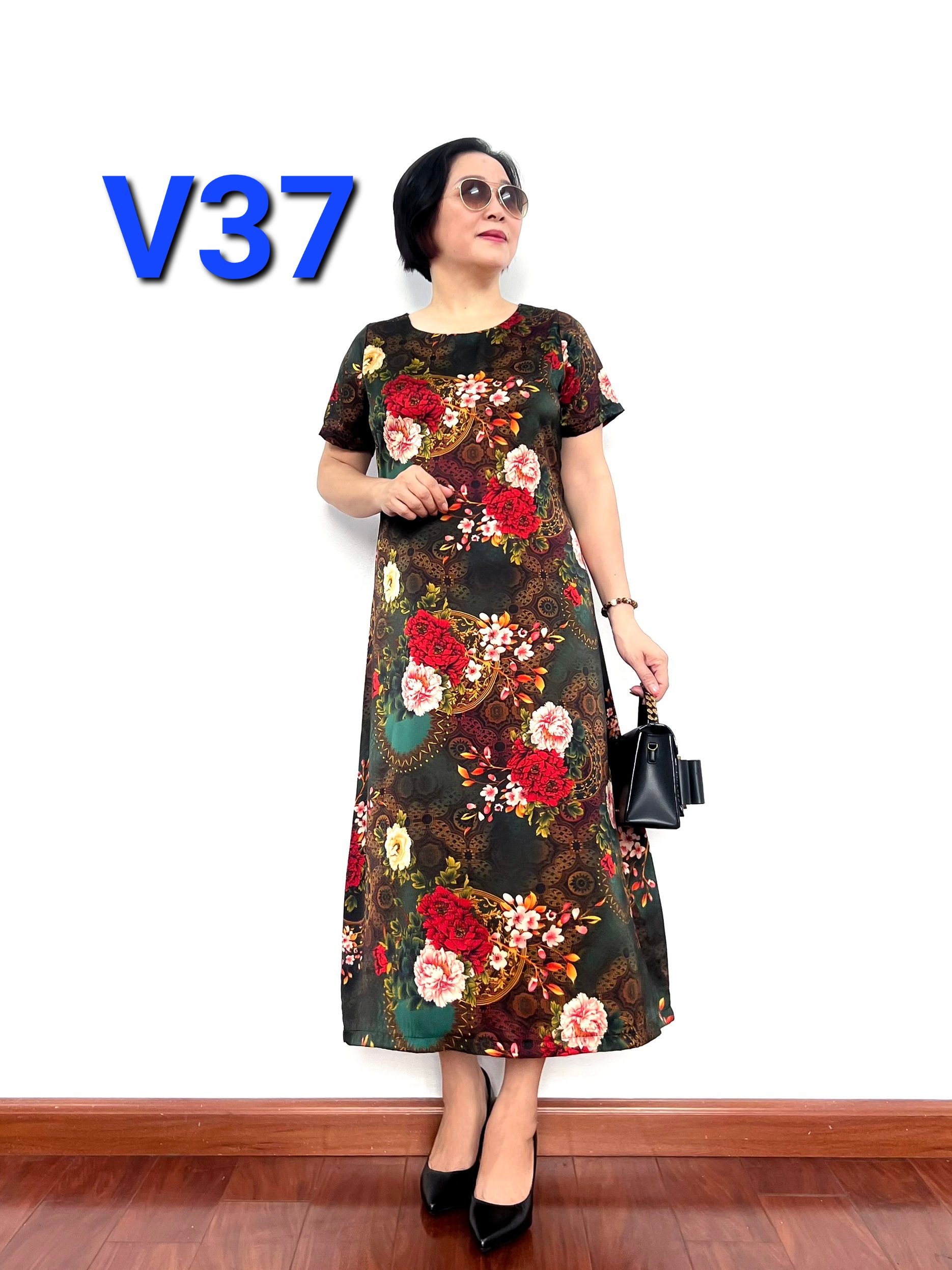 Đầm Trung Niên Chất Liệu Lụa Satin Họa Tiết Cực Đẹp 2022 - Tuấn Tú Store