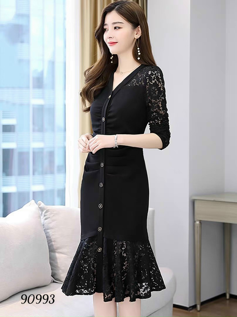 ĐẦM UMI PHỐI REN CỔ TIM D90993