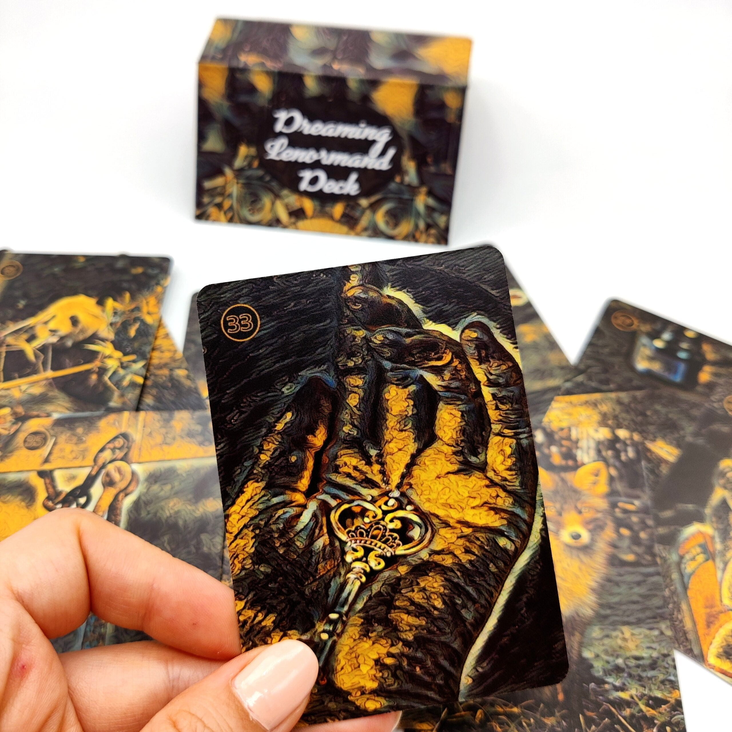 Bộ bài Dreaming Lenormand tặng đá thanh tẩy