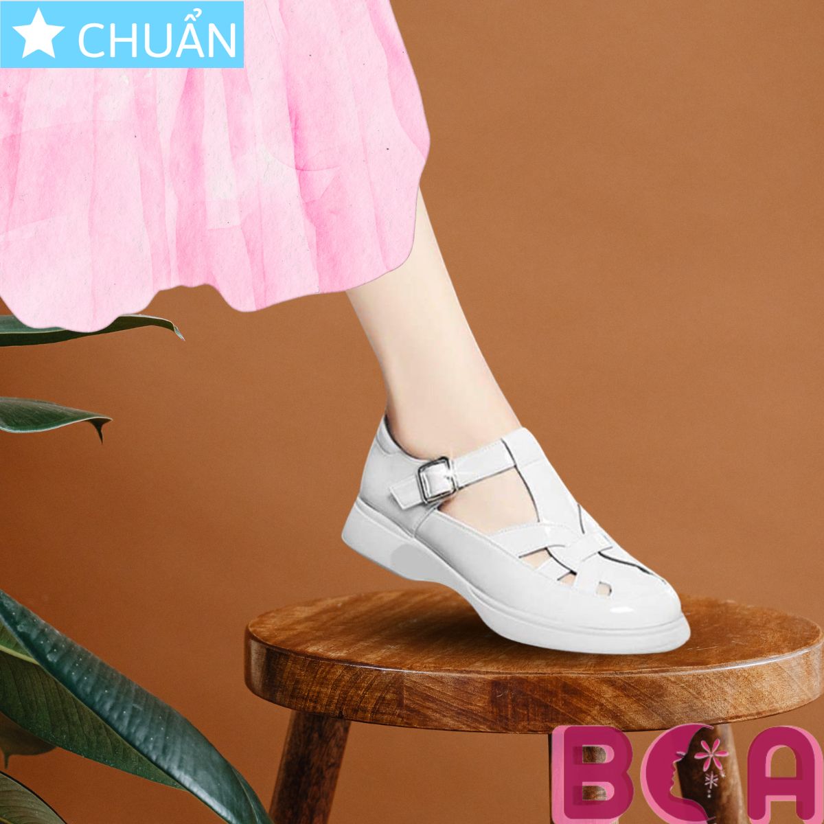 Giày bé gái màu trắng 3p KRO02 kiểu dáng xinh xắn, có thể để bé mang cùng quần jeans, legging và váy đều đáng yêu