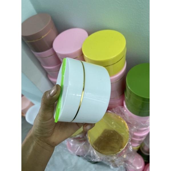 Hủ 150gr trắng-tặng muỗng múc kem