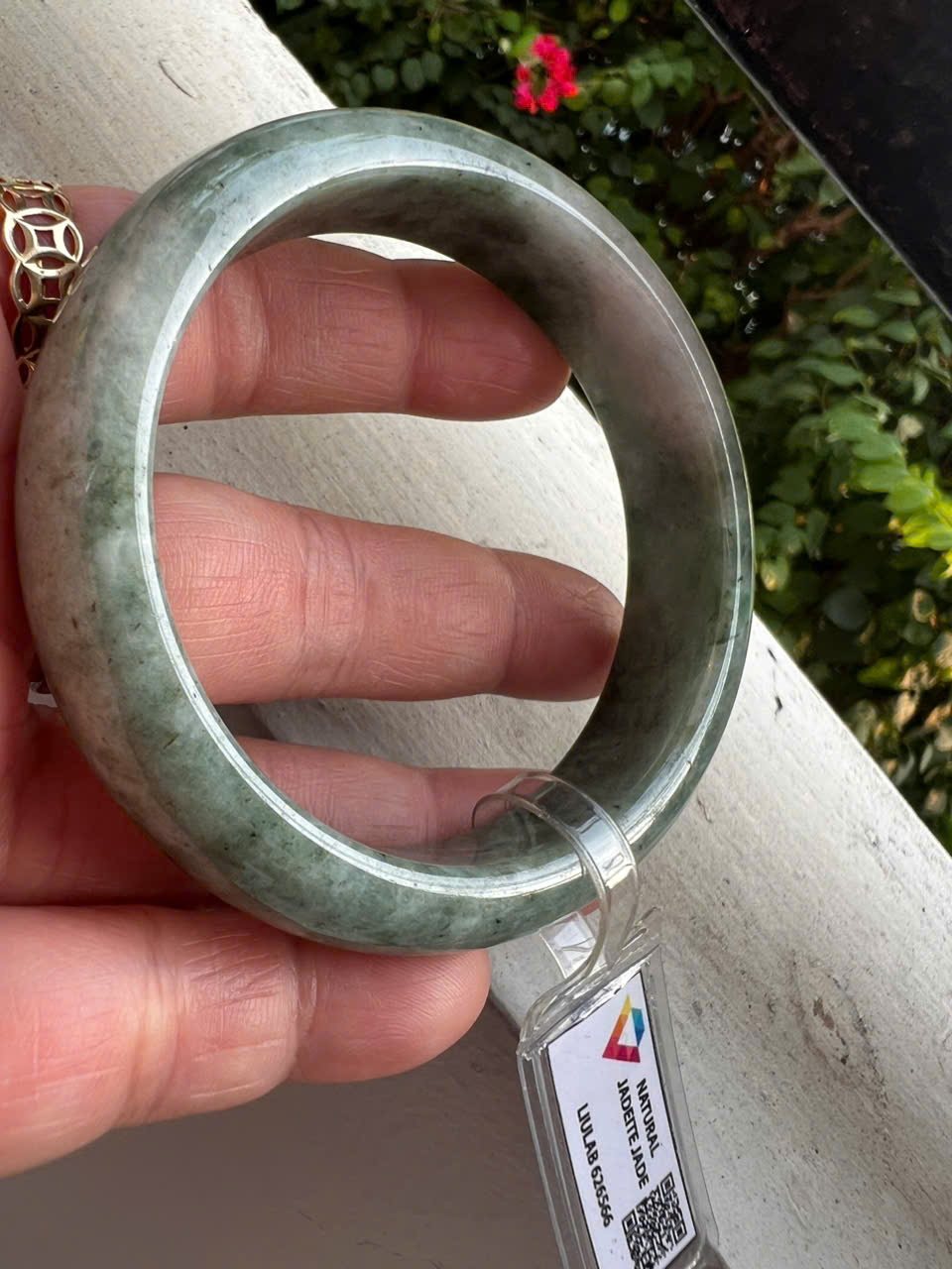 Vòng Tay Nữ Đá Cẩm Thạch Tự Nhiên Bản Hẹ Type A Ni 56mm Cao 14mm Dầy 8mm Kiểm Định Liulab 626566 Màu Xanh Đậm Bông Trắng bóng sang đẹp xinh xắn các Chị mệnh Kim mệnh Thủy 53kg - 59kg đeo tay sang sịn ạ