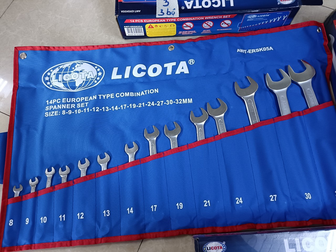 Bộ cờ lê vòng miệng Licota AWT-ERSK05A .