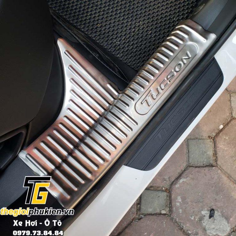 Bộ Ốp bậc, Nẹp bước chân INOX Hyundai Tucson 2022