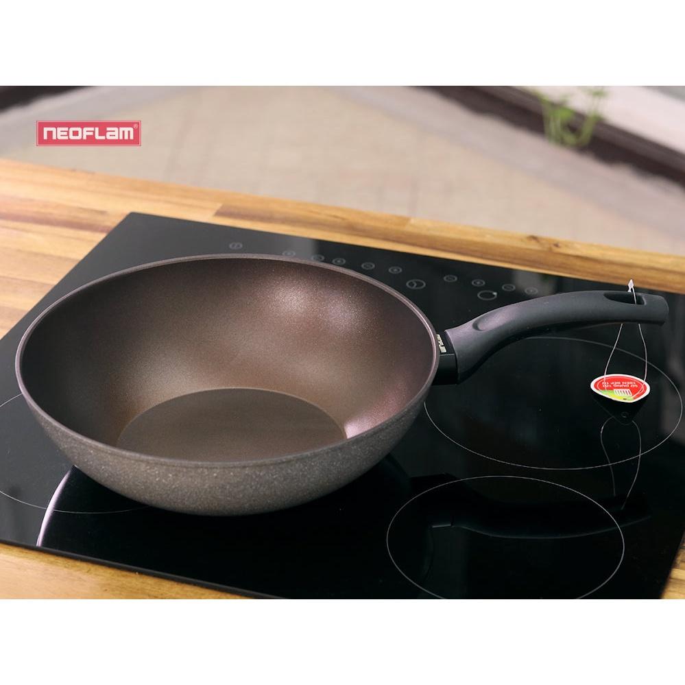 Chảo xào Neoflam Reverse 30cm chống dính đáy từ