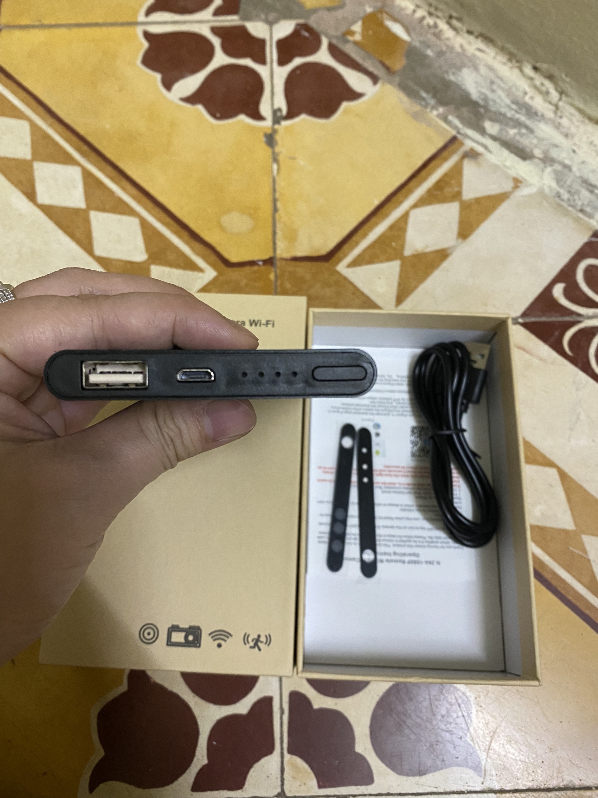 Camera wifi H8-1080p xem từ xa qua điện thoại tặng kèm thẻ 64gb