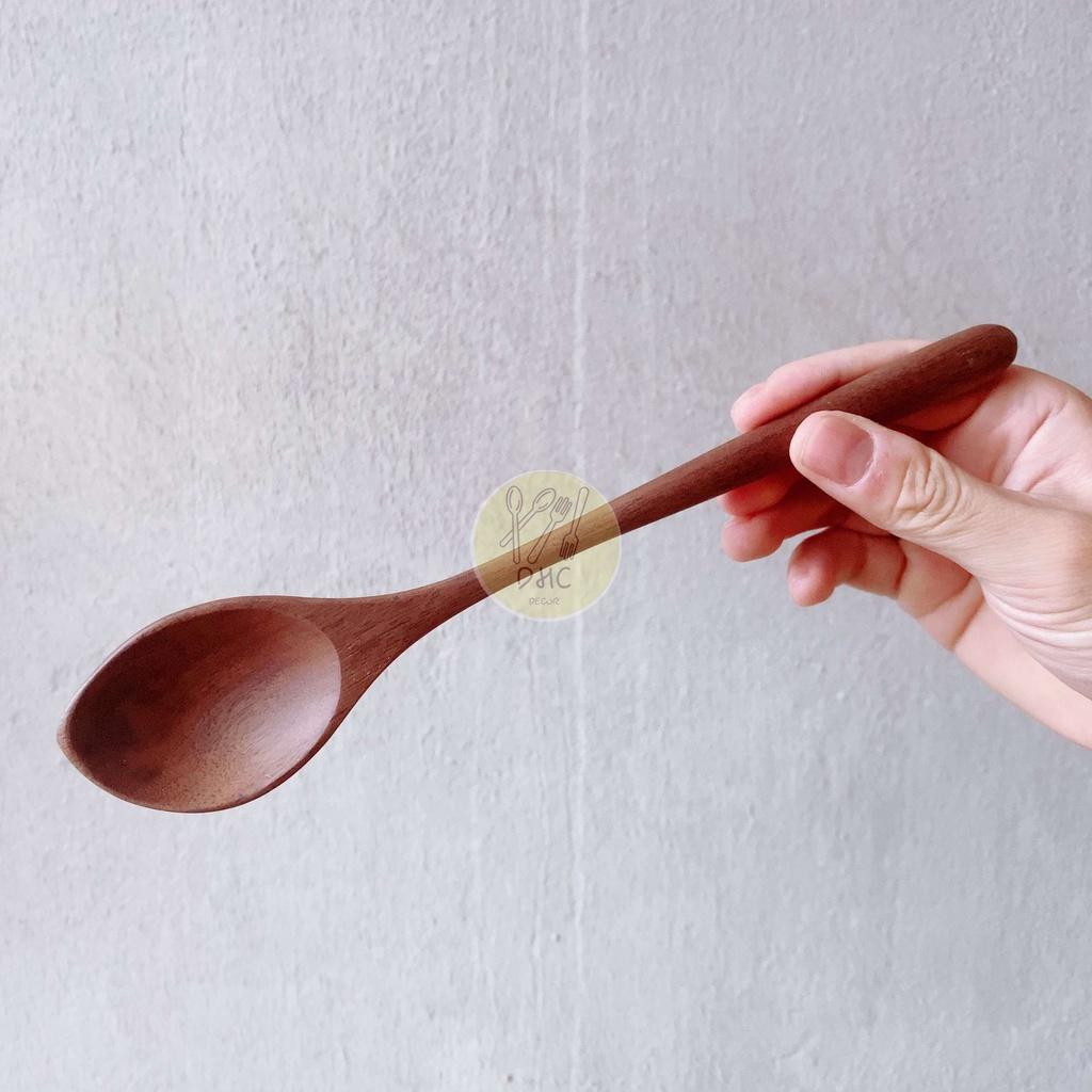 Thìa , Muỗng, Nĩa, Dĩa gỗ Óc chó thủ công đẹp mắt, đa dang kích thước