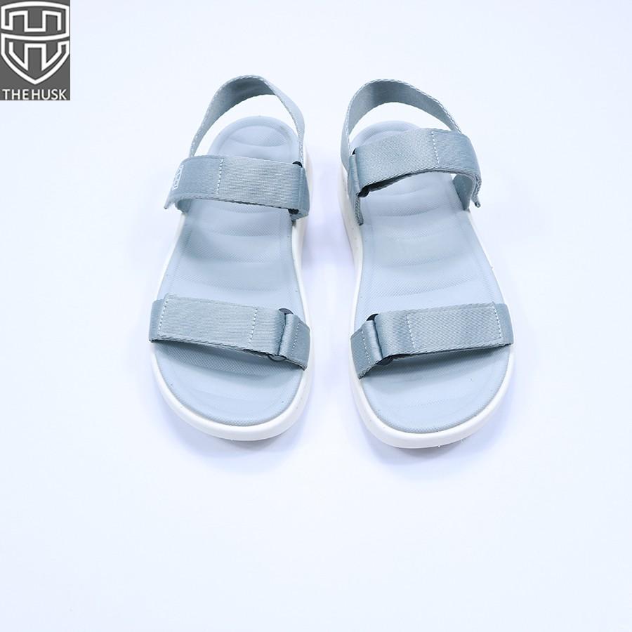 Giày Sandals Nữ HuuCuong &amp; TheHusk 2 Quai Ngang Màu Xám Đế Trắng - TH10