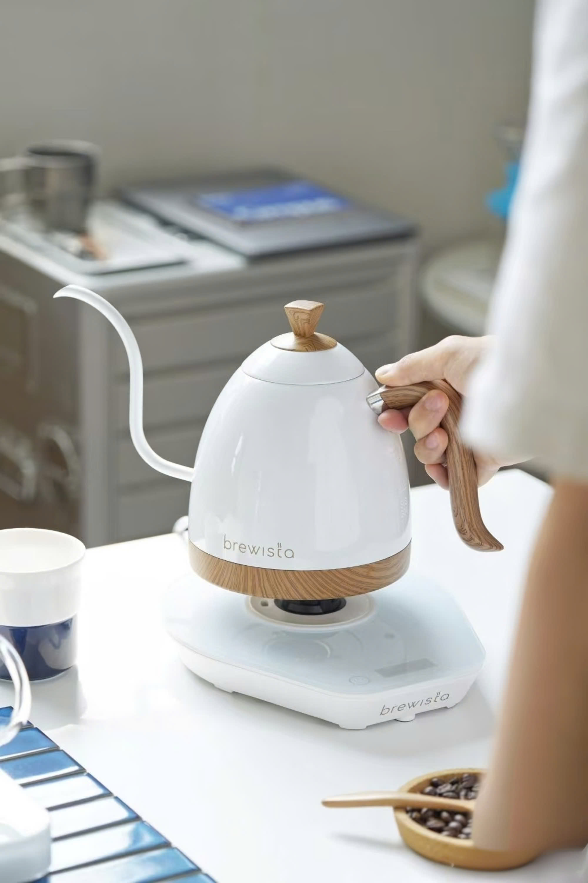 Hàng chính hãng ấm đun rót cà phê Brewista Artisan 600ml Gen 3 Pro 1500w