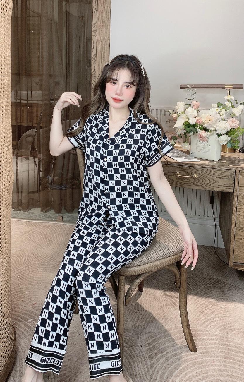 Đồ bộ lụa mềm tay ngắn quần dài