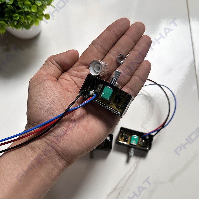 Chiết Áp Điều Tốc, Volum Tăng Giảm, Bộ Điều Chỉnh Tốc Độ Bộ Bơm Bình Xịt Điện Loại Tốt Dùng Ắc Quy. Pin Li-Ion 12V