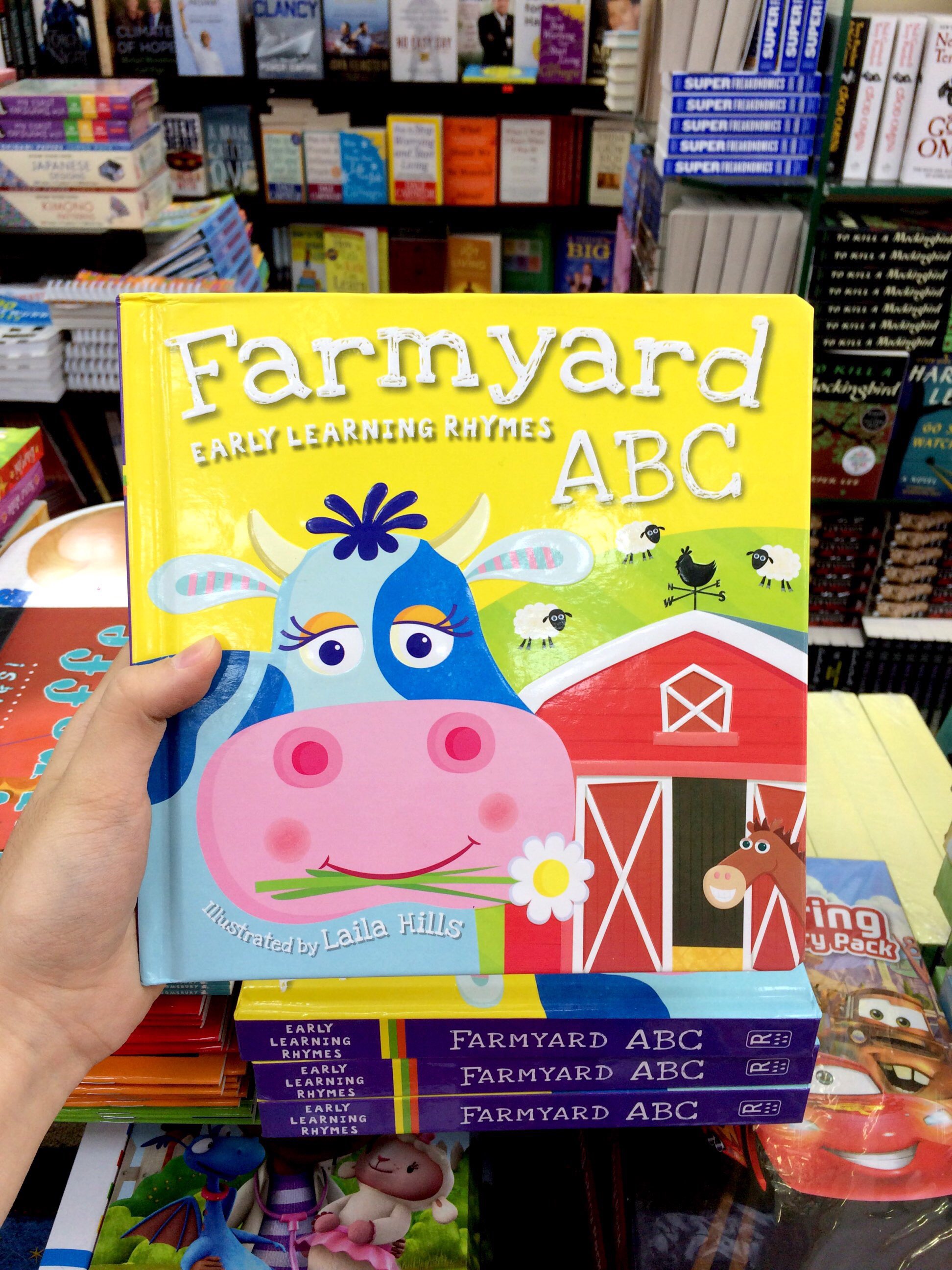 Sách: Farmyard Abcs