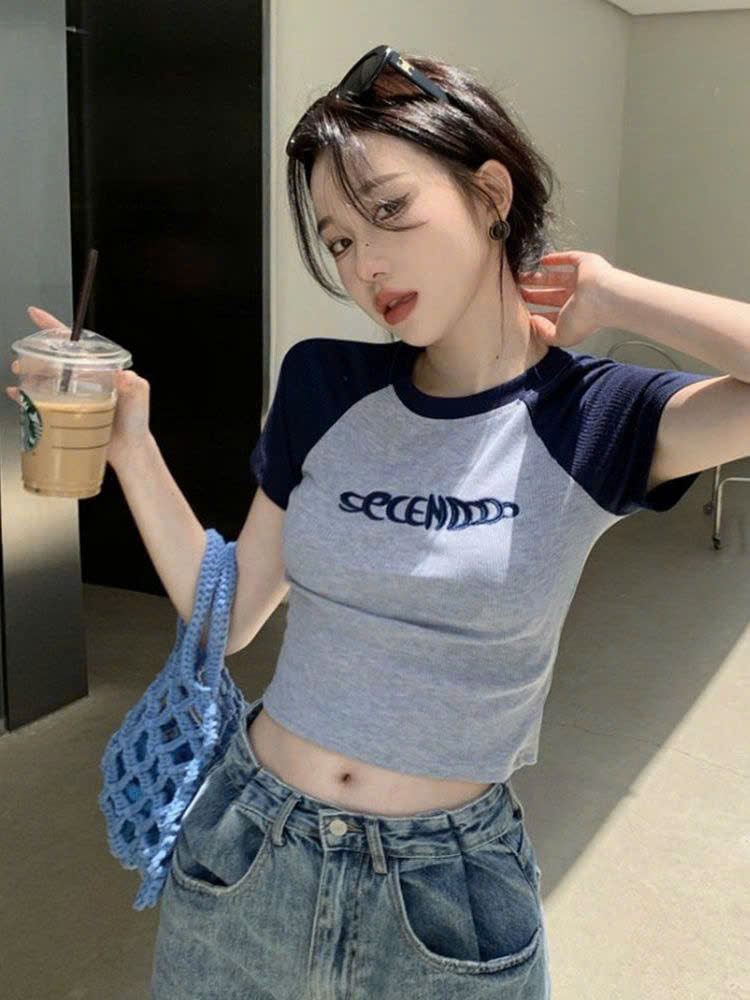 Áo croptop kiểu nữ 2N Unisex SÊCEN tay ngắn màu xám phối xanh