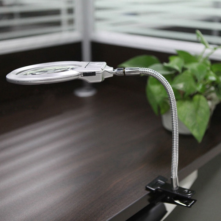 KÍnh lúp kẹp bàn có đèn hỗ trợ sửa chữa