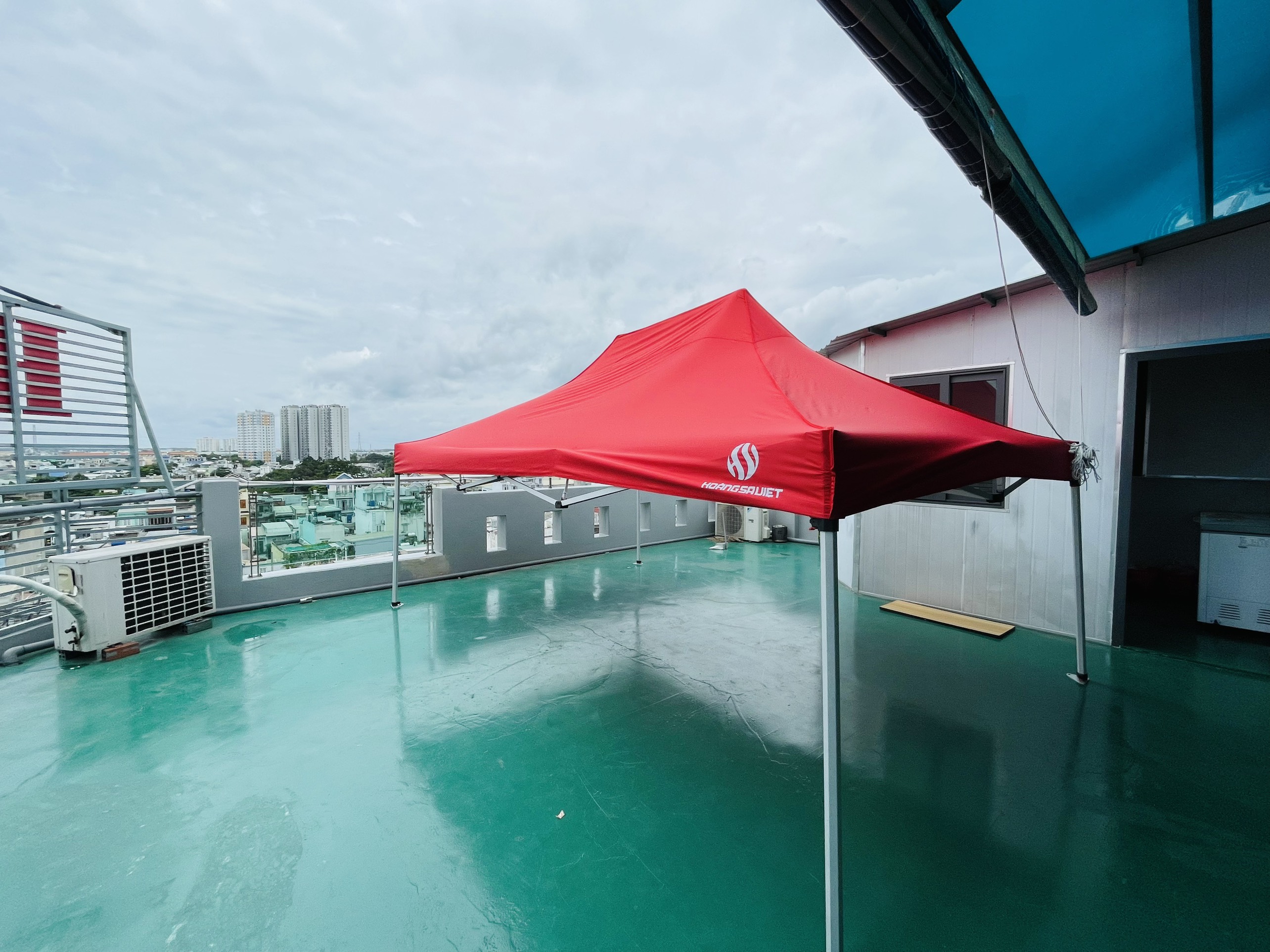 NHÀ LỀU XẾP DI ĐỘNG KHUNG NHÔM LỤC GIÁC 3M x 4.5M