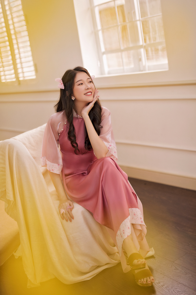 Sumire Store Áo dài Bách Hoa Xuân - Hồng đậm hoa hồng