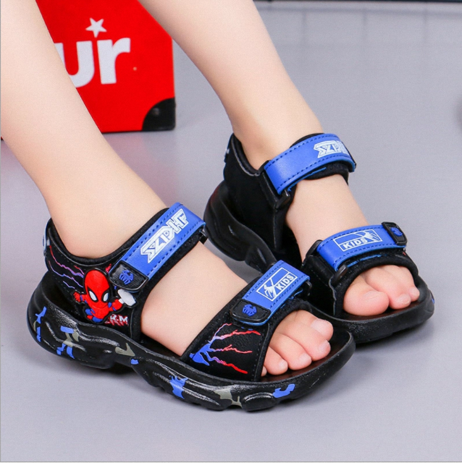 Sandal siêu nhân cho bé trai 3 - 12 tuổi năng động và phong cách ST103
