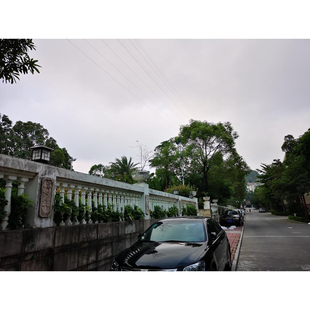 Đèn Trụ cổng 6W năng lượng mặt trời, tự động điều khiển sáng tối. Kích thước: 270*270*290mm. Đèn LED sân vườn. Hàng mới