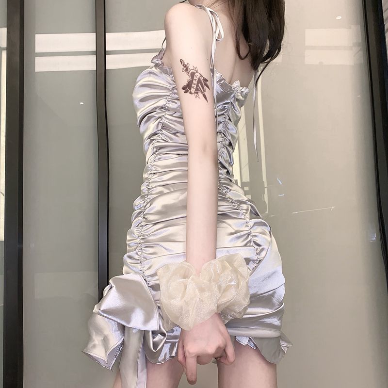 Váy lụa bóng body trơn túm Quảng Châu