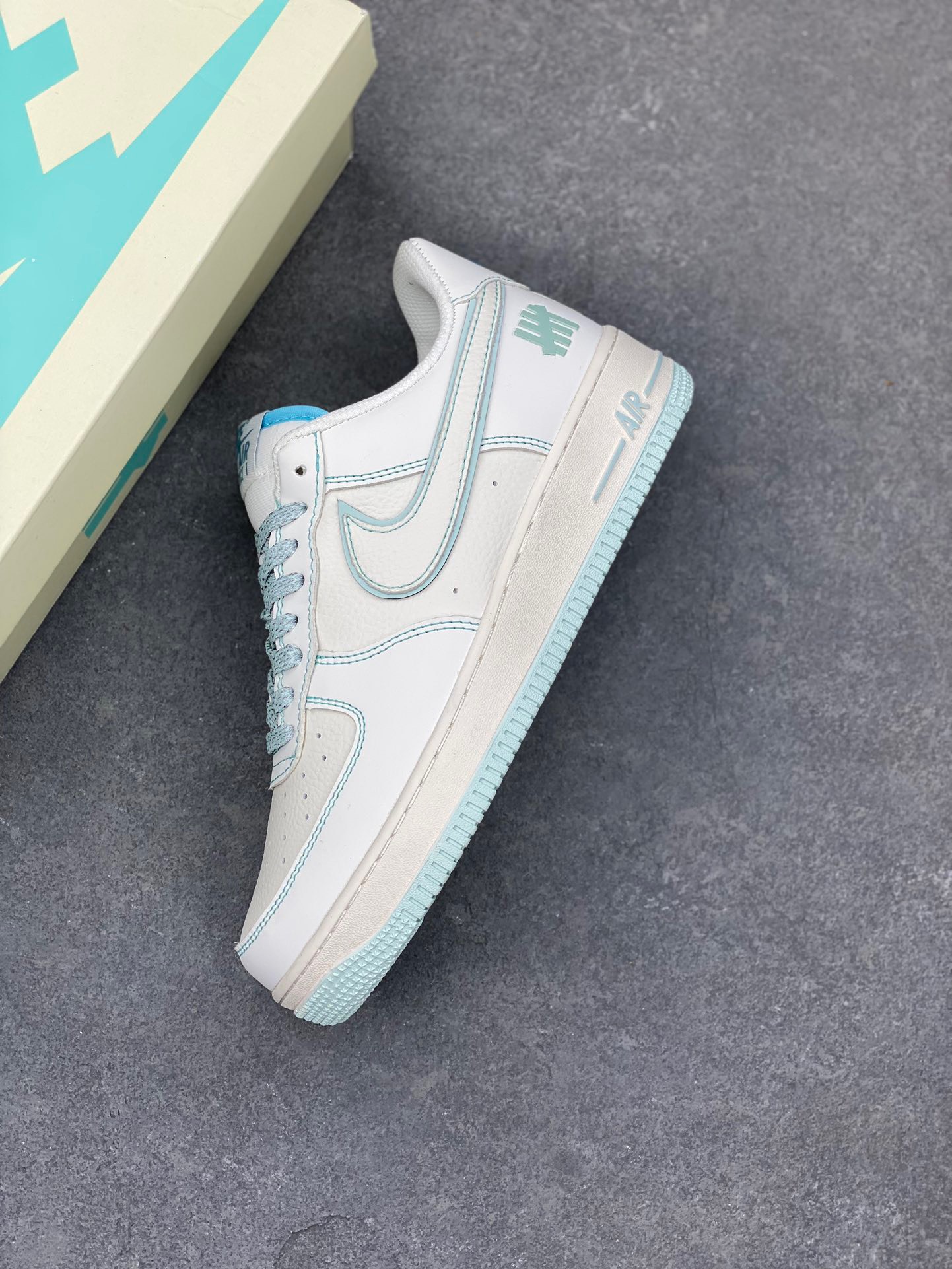 Giày sneaker Nữ - Undefeated x N1ke Air Force 1 Low / Size 36-40