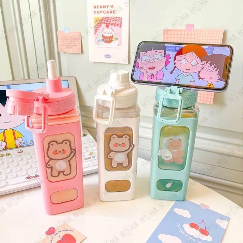 Bình Nước Vuông Dung Tích 700Ml Có Ống Hút , Quai Xách Tiện Dụng Tặng Kèm Sticker Xinh Xắn