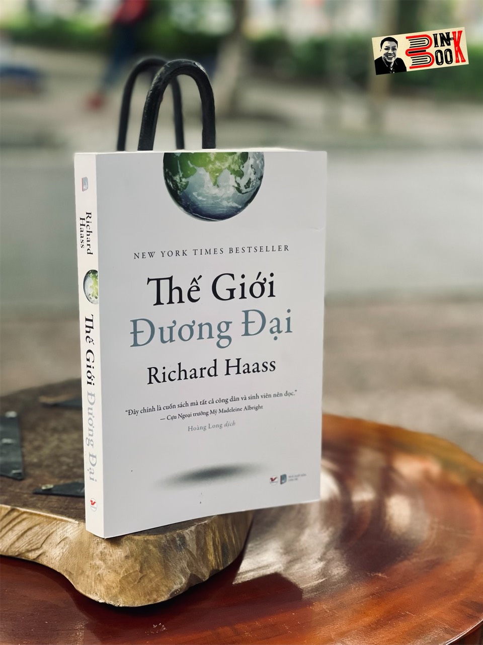 THẾ GIỚI ĐƯƠNG ĐẠI – New York Times Bestseller –