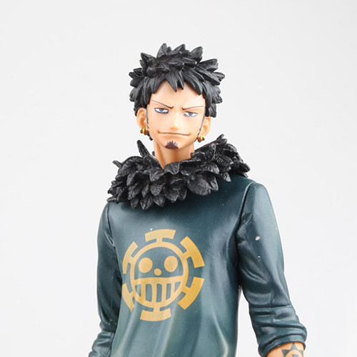 Mô hình One Piece Trafalgar Law bác sĩ tử thần cao 26 cm