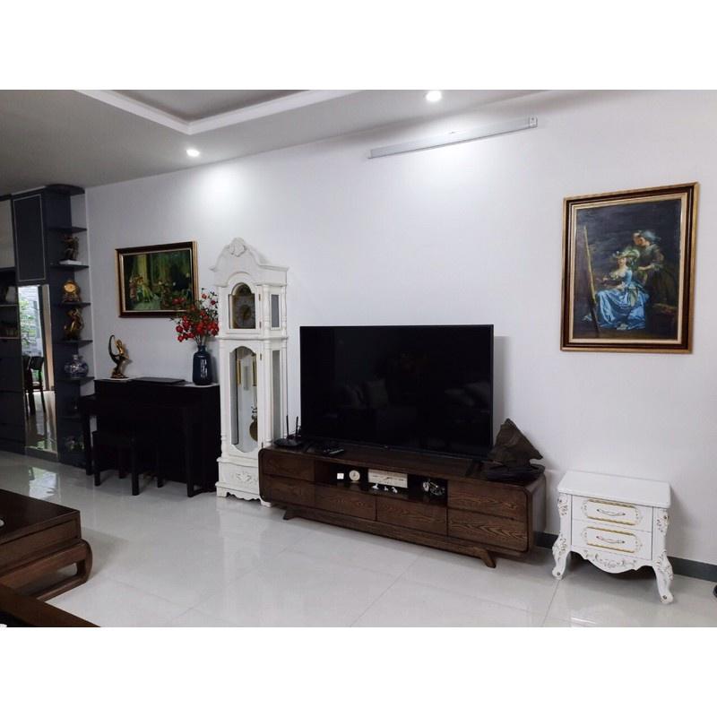 Kệ tivi Hàn quốc 1m8