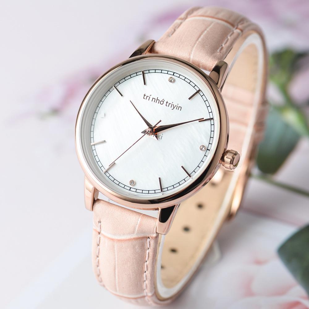 Phong cách mới nhất Kuaishou rung phát sóng trực tiếp đồng hồ đeo tay nữ bằng da thật phong cách nóng bỏng Wenyi Sen series đồng hồ thạch anh tròn nhỏ có giá trị cao