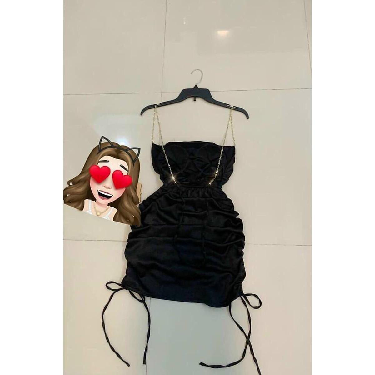 Đầm hai dây hở lưng