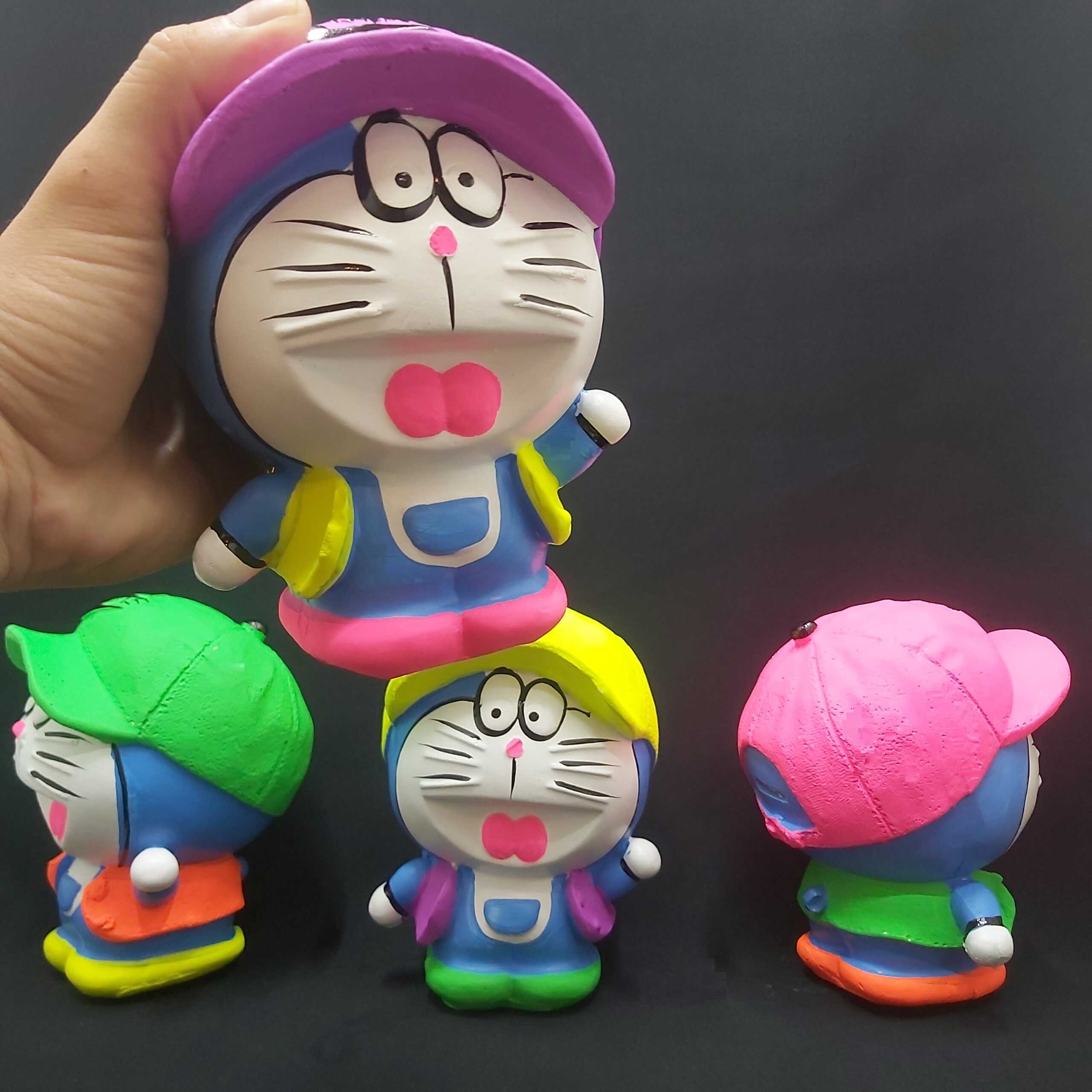 ống heo tiết kiệm tiền nhỏ mẫu DORAEMON Đội Nón cực HOT – heo đất làm quà tặng sinh nhật được trẻ em yêu thích (màu ngẫu nhiên)