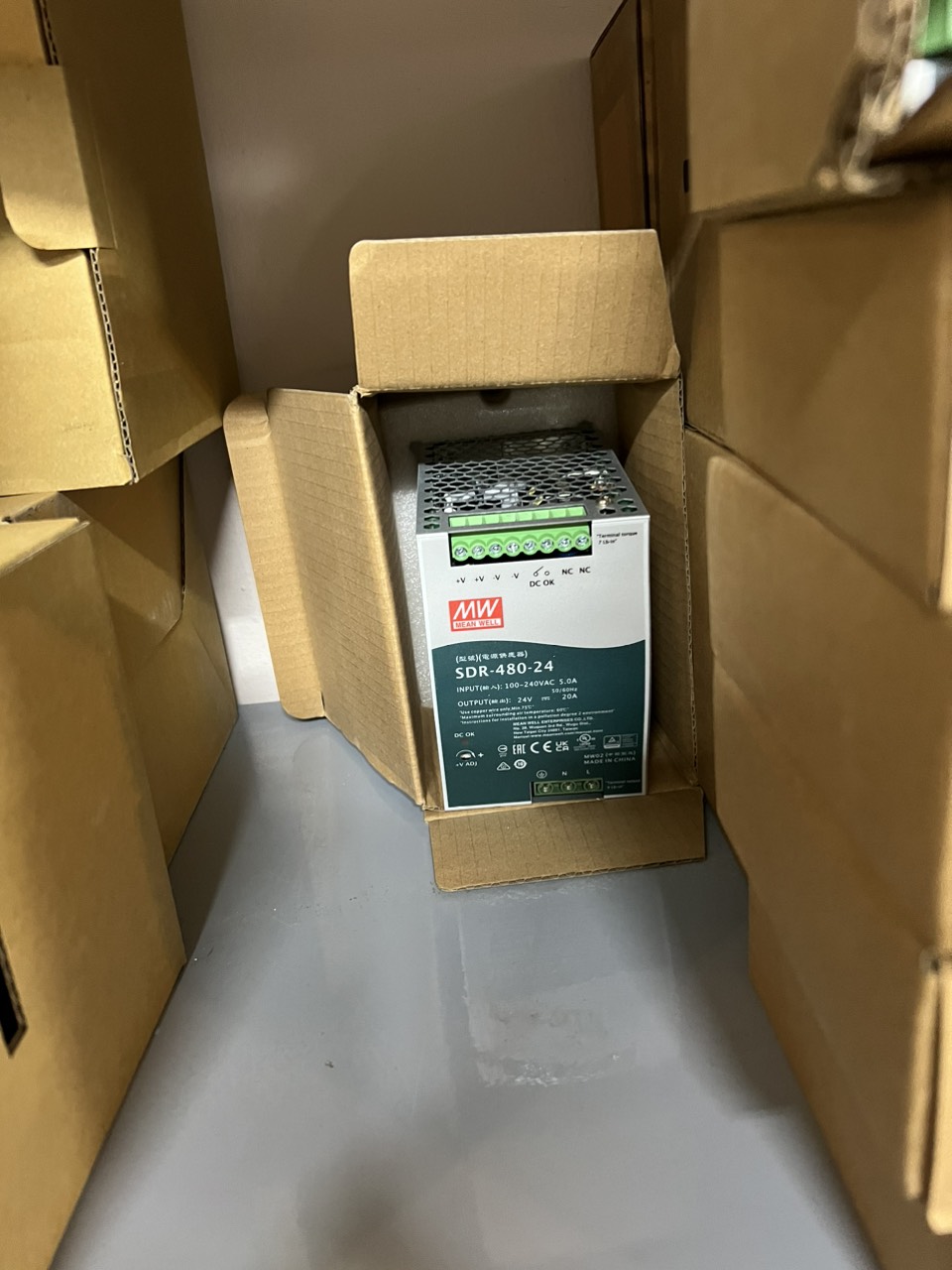 Nguồn DIN Rail EDR-120-24 Meanwell (120W 24V 5A) Hàng chính hãng
